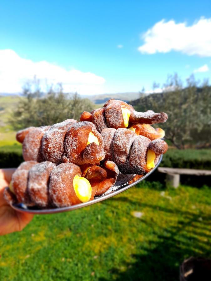 Agriturismo La Stragola Nicosia Luaran gambar