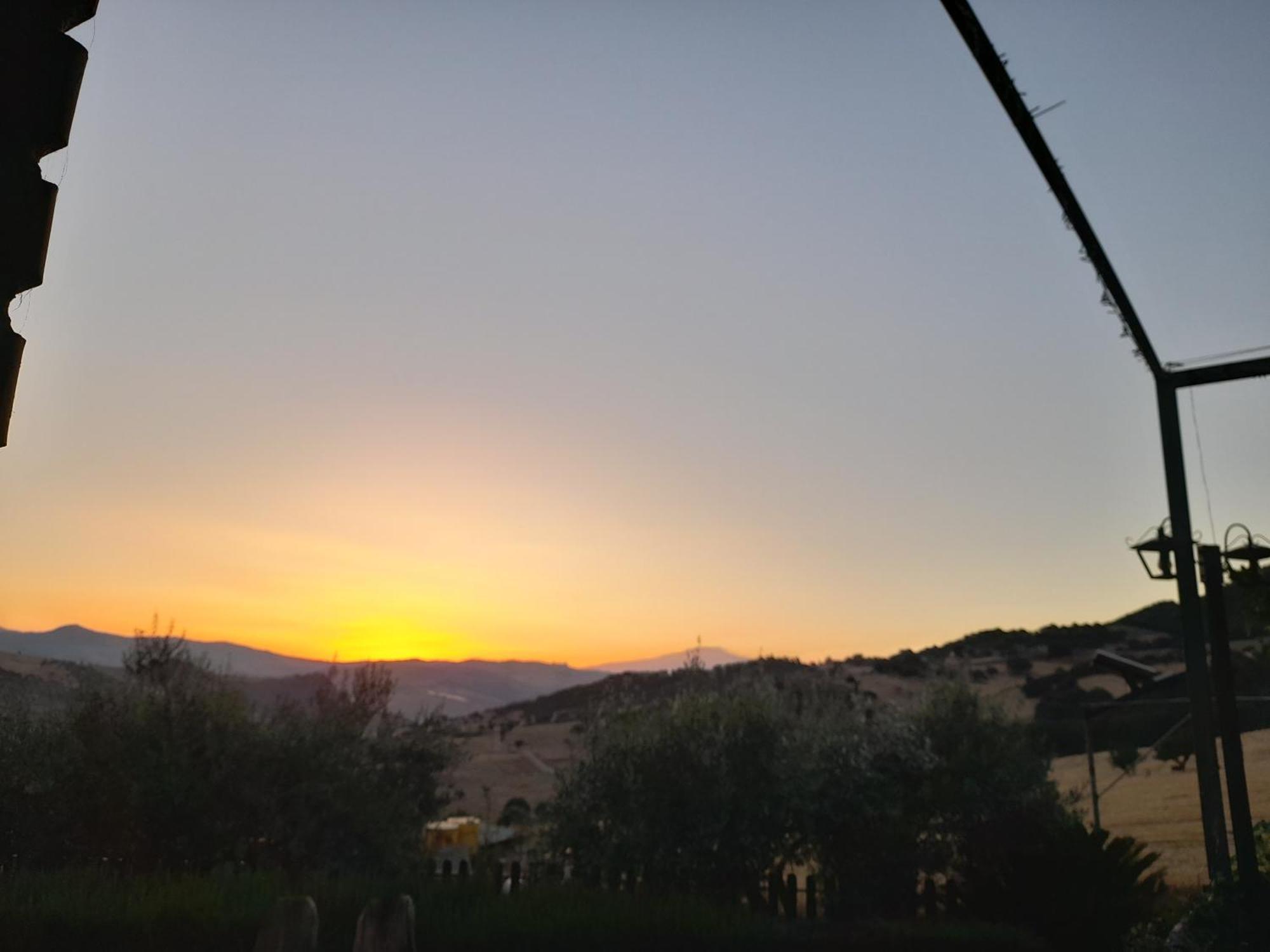 Agriturismo La Stragola Nicosia Luaran gambar