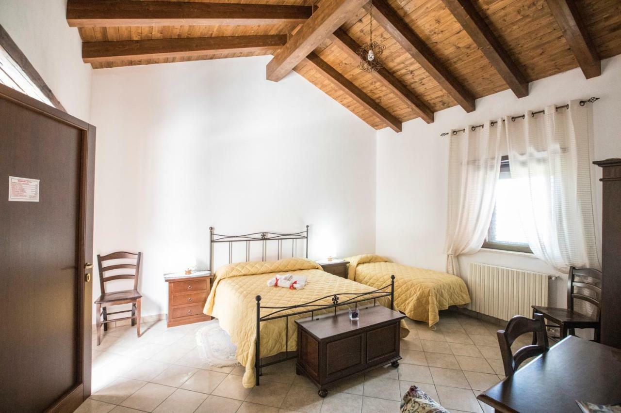 Agriturismo La Stragola Nicosia Luaran gambar