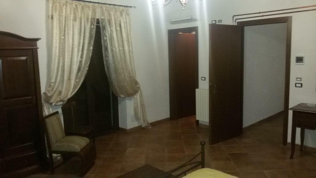 Agriturismo La Stragola Nicosia Luaran gambar