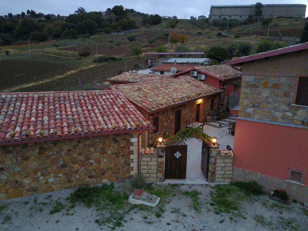 Agriturismo La Stragola Nicosia Luaran gambar